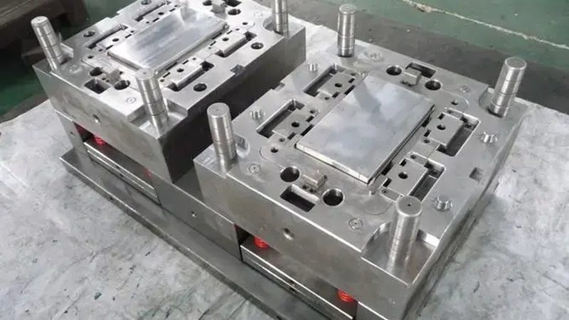 苏州模具定制材质选择：精准选材，提升模具性能