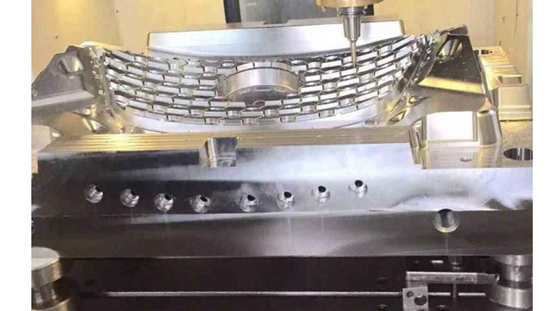 塑料家电模具型号解析：揭秘型号背后的工艺与选择