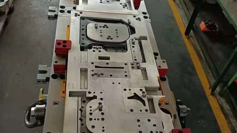 汽车模具定制流程：从设计到交付的精准步骤